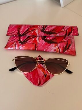 Gold Cat-Eye Sunglasses with Pink Floral Case